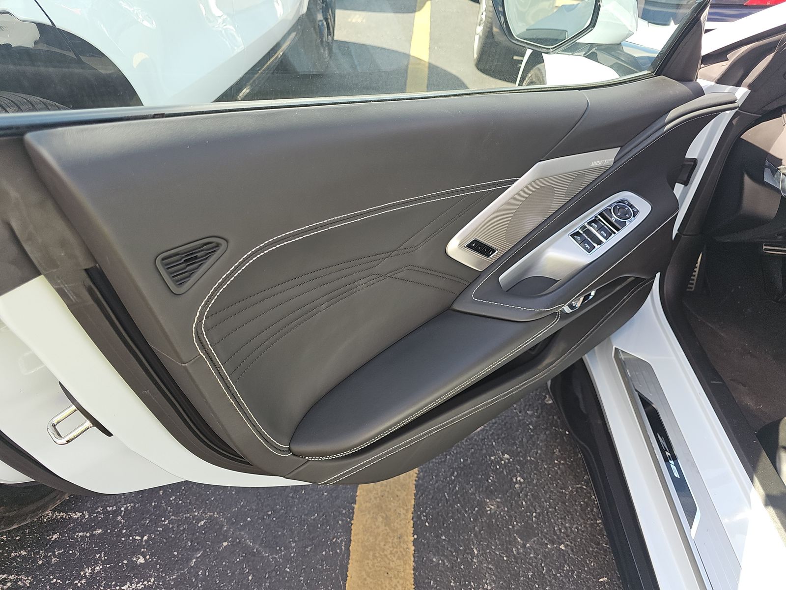 CHEVROLET CORVETTE - 10