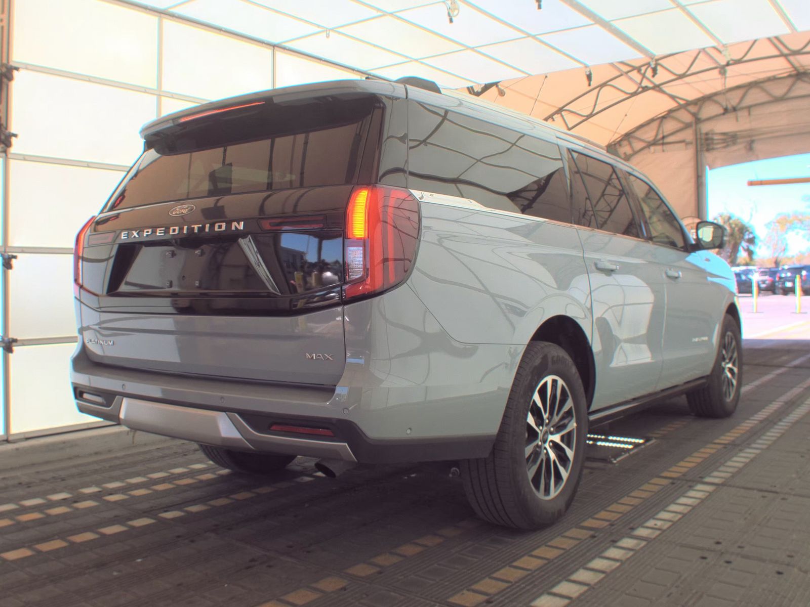 FORD EXPEDITION MAX - 6