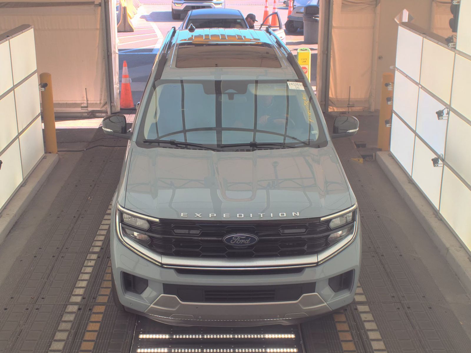 FORD EXPEDITION MAX - 3