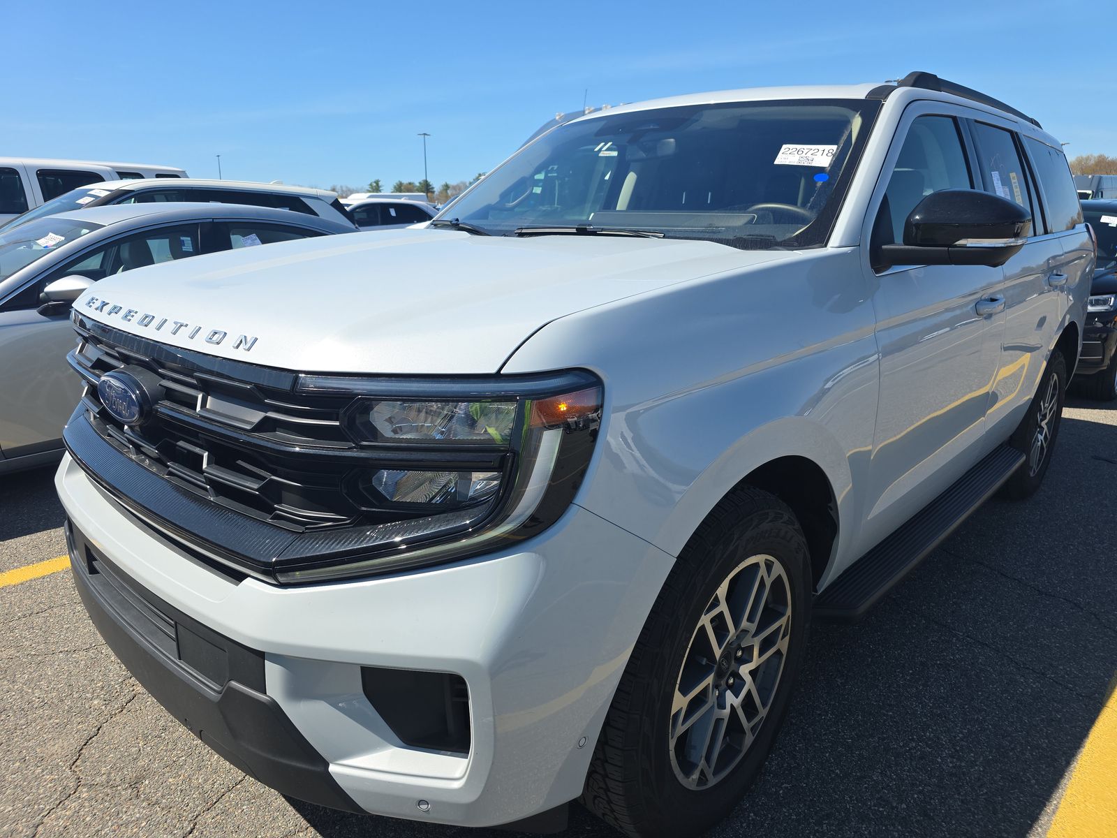 FORD EXPEDITION - 1