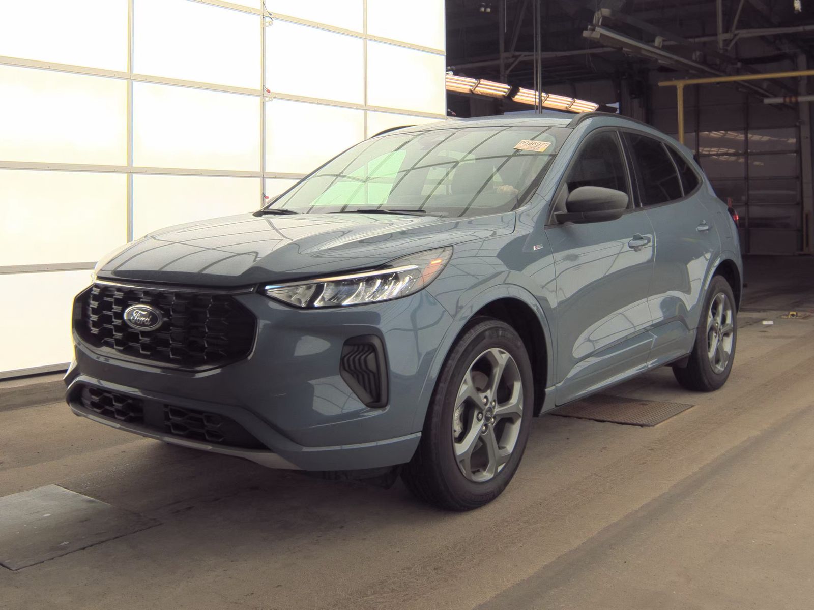FORD ESCAPE - 1