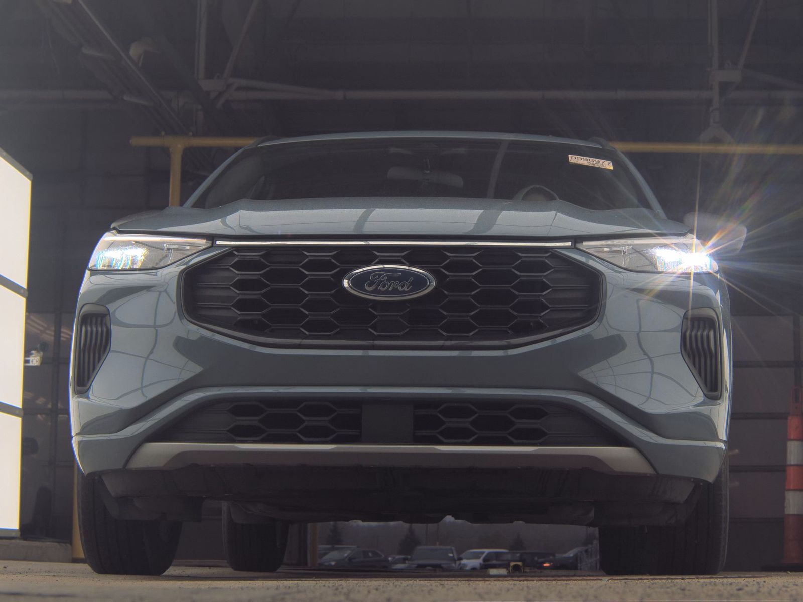 FORD ESCAPE - 4