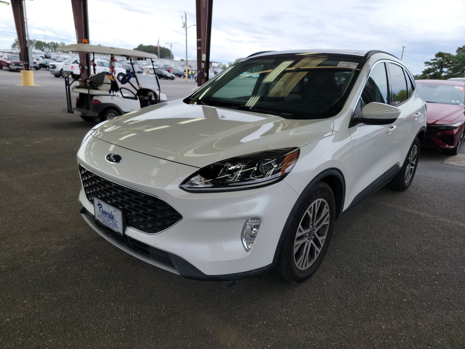 FORD ESCAPE - 1