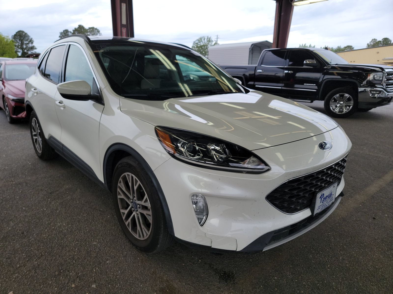 FORD ESCAPE - 4