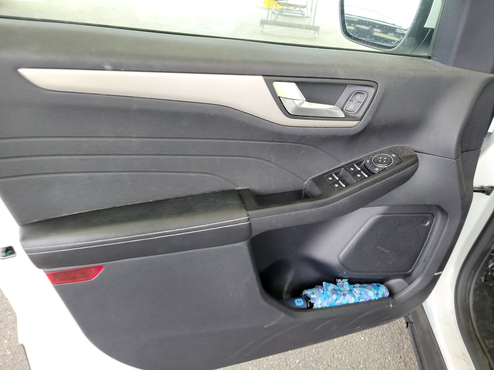 FORD ESCAPE - 10