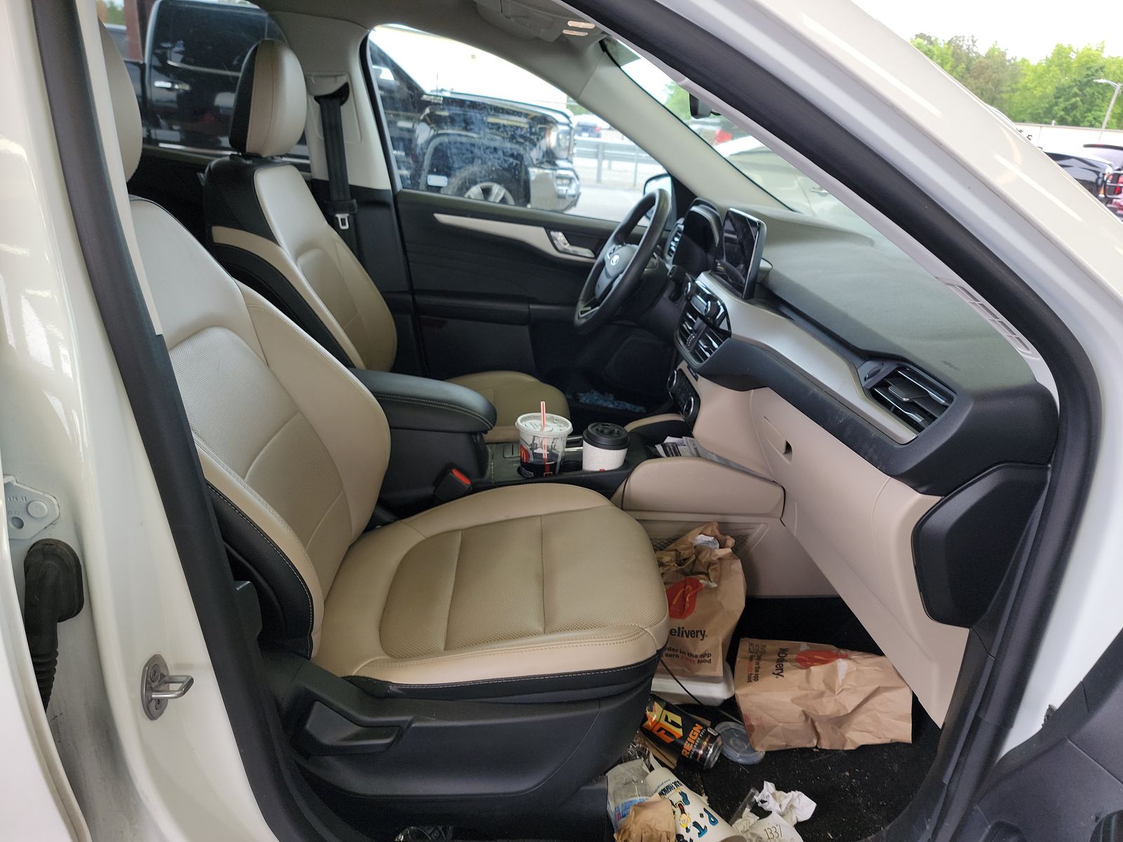 FORD ESCAPE - 9