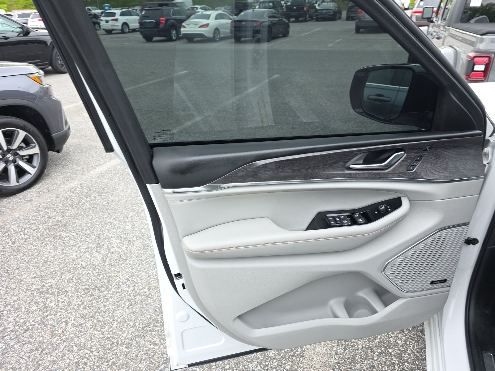 JEEP GRAND CHEROKEE - 10