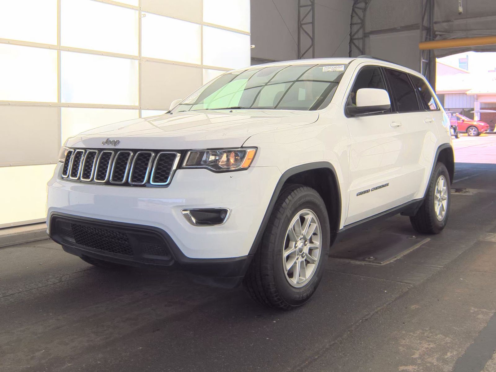 JEEP GRAND CHEROKEE - 1
