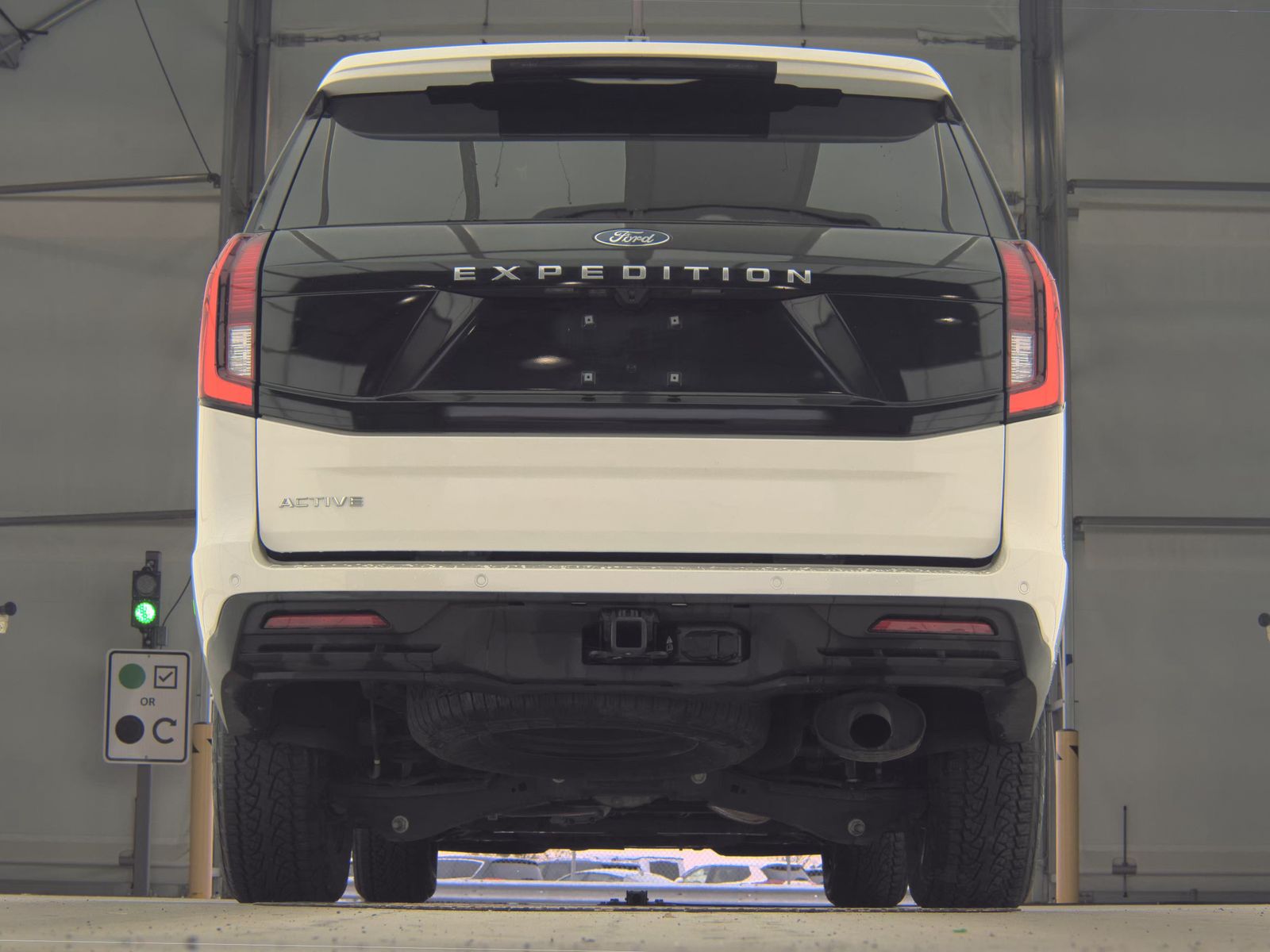 FORD EXPEDITION - 8
