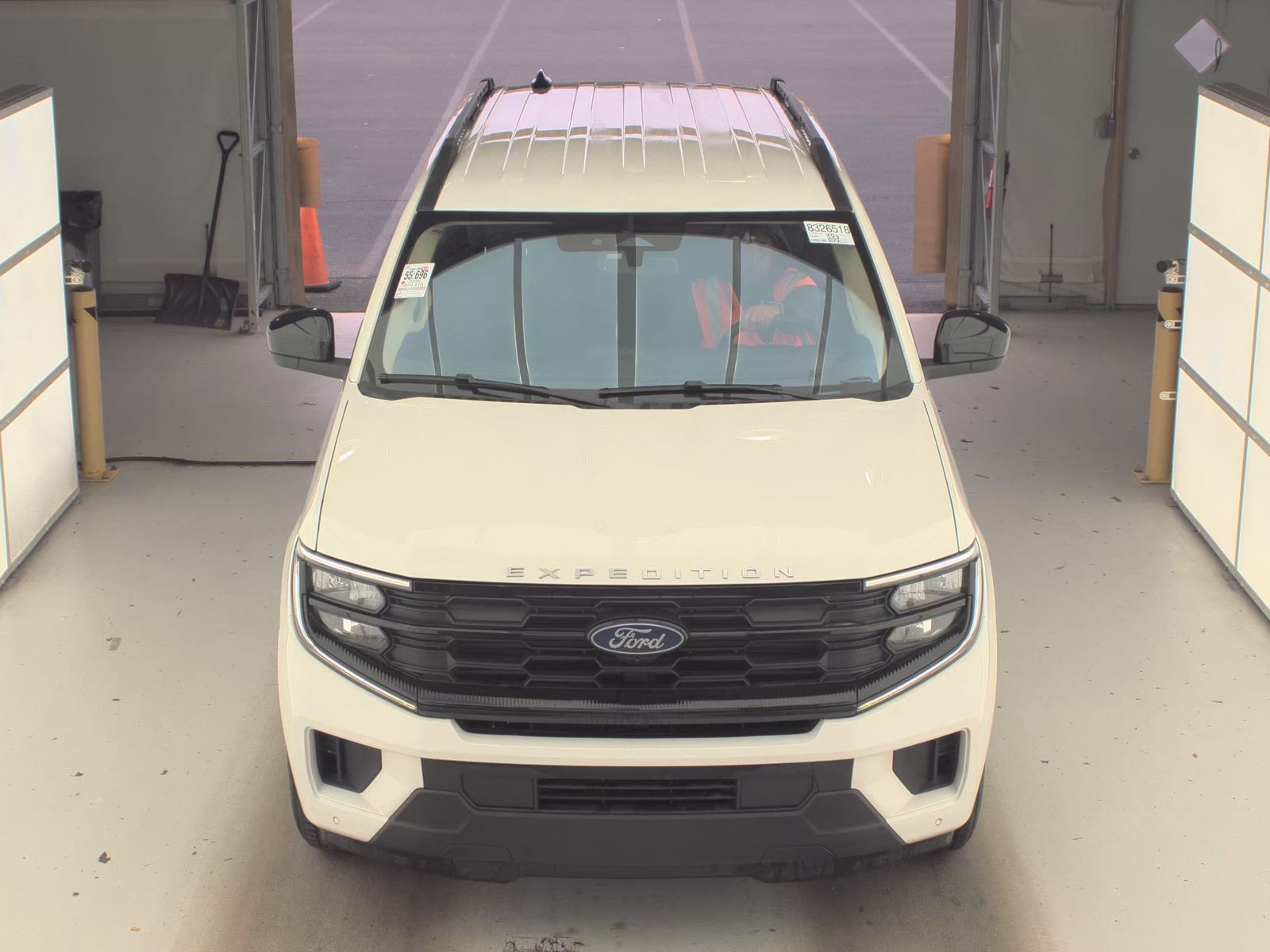 FORD EXPEDITION - 3