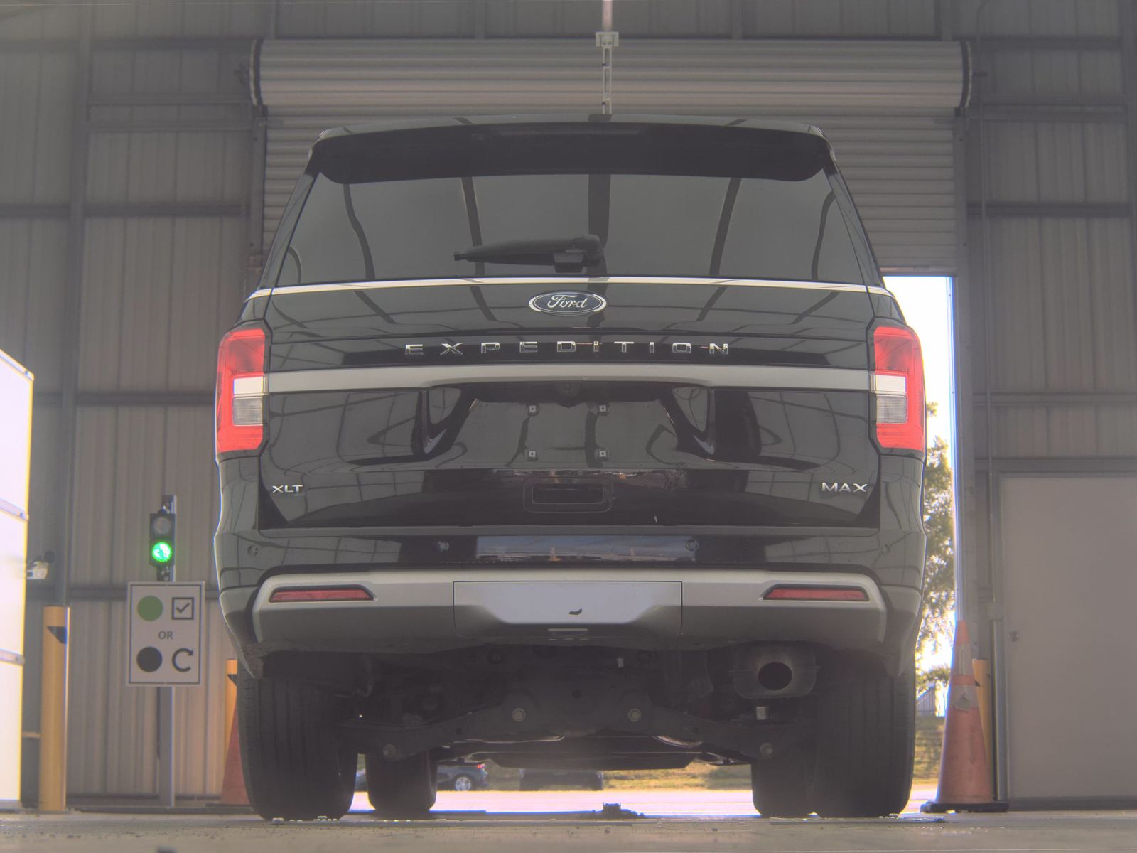 FORD EXPEDITION MAX - 8