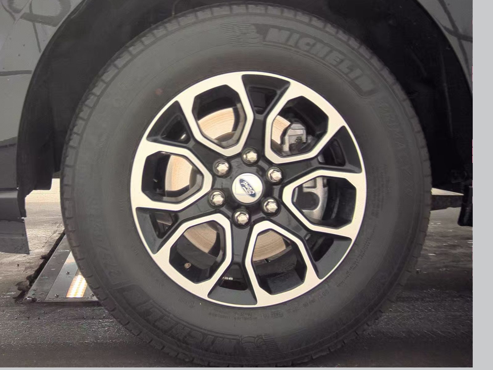 FORD EXPEDITION MAX - 10
