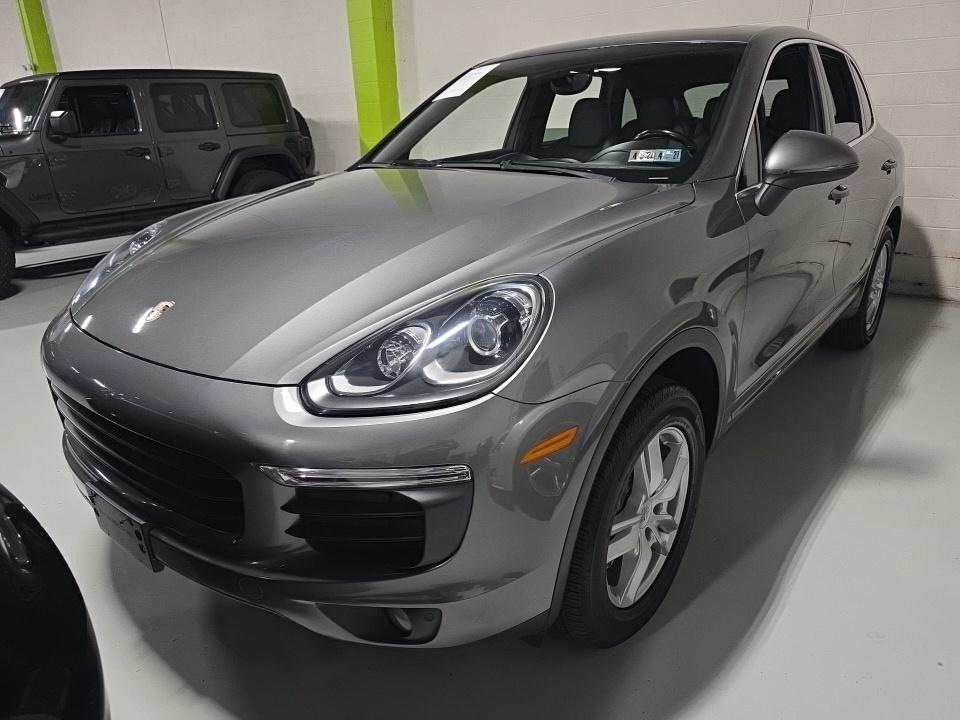PORSCHE CAYENNE - 1