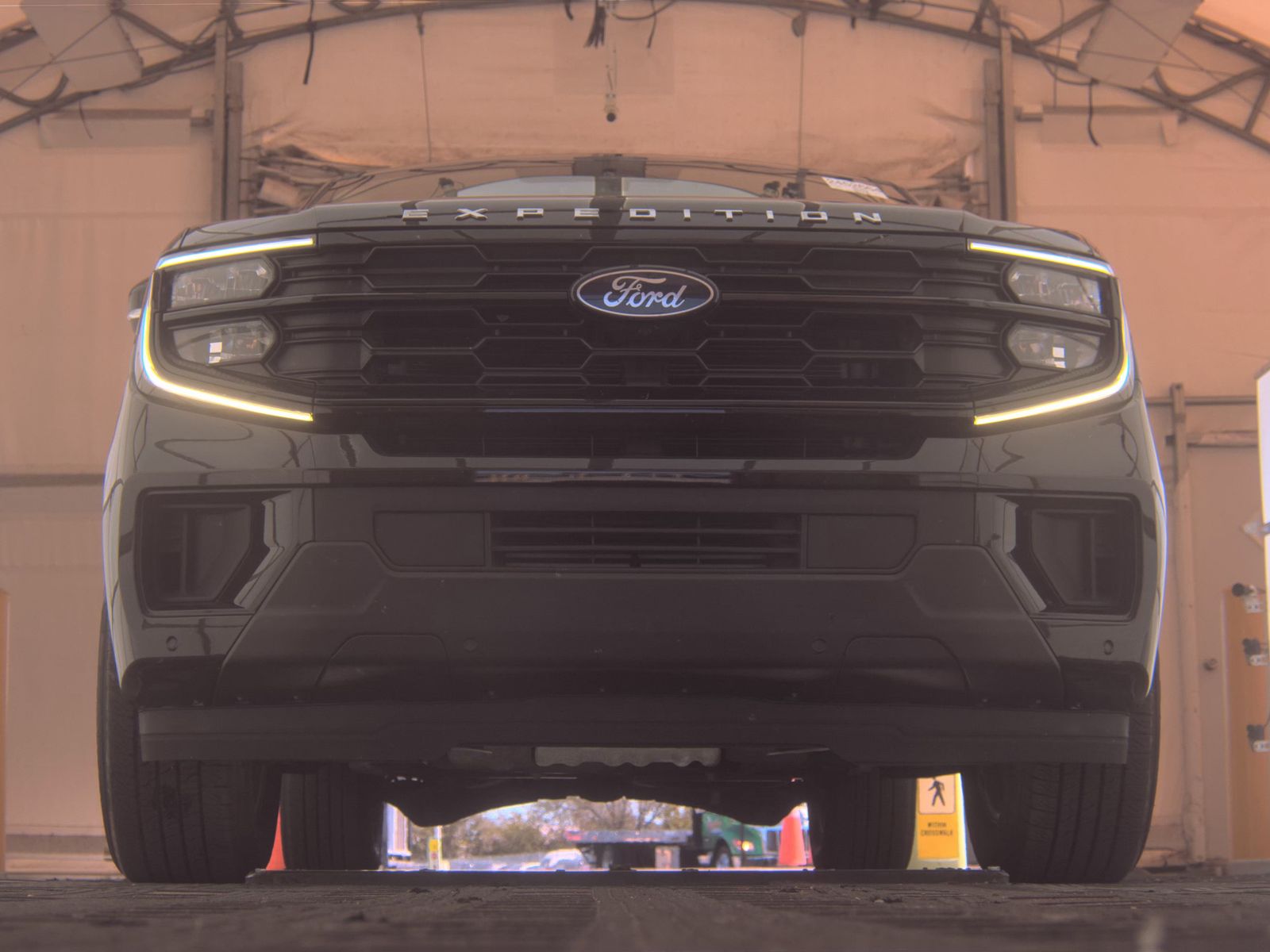 FORD EXPEDITION MAX - 4