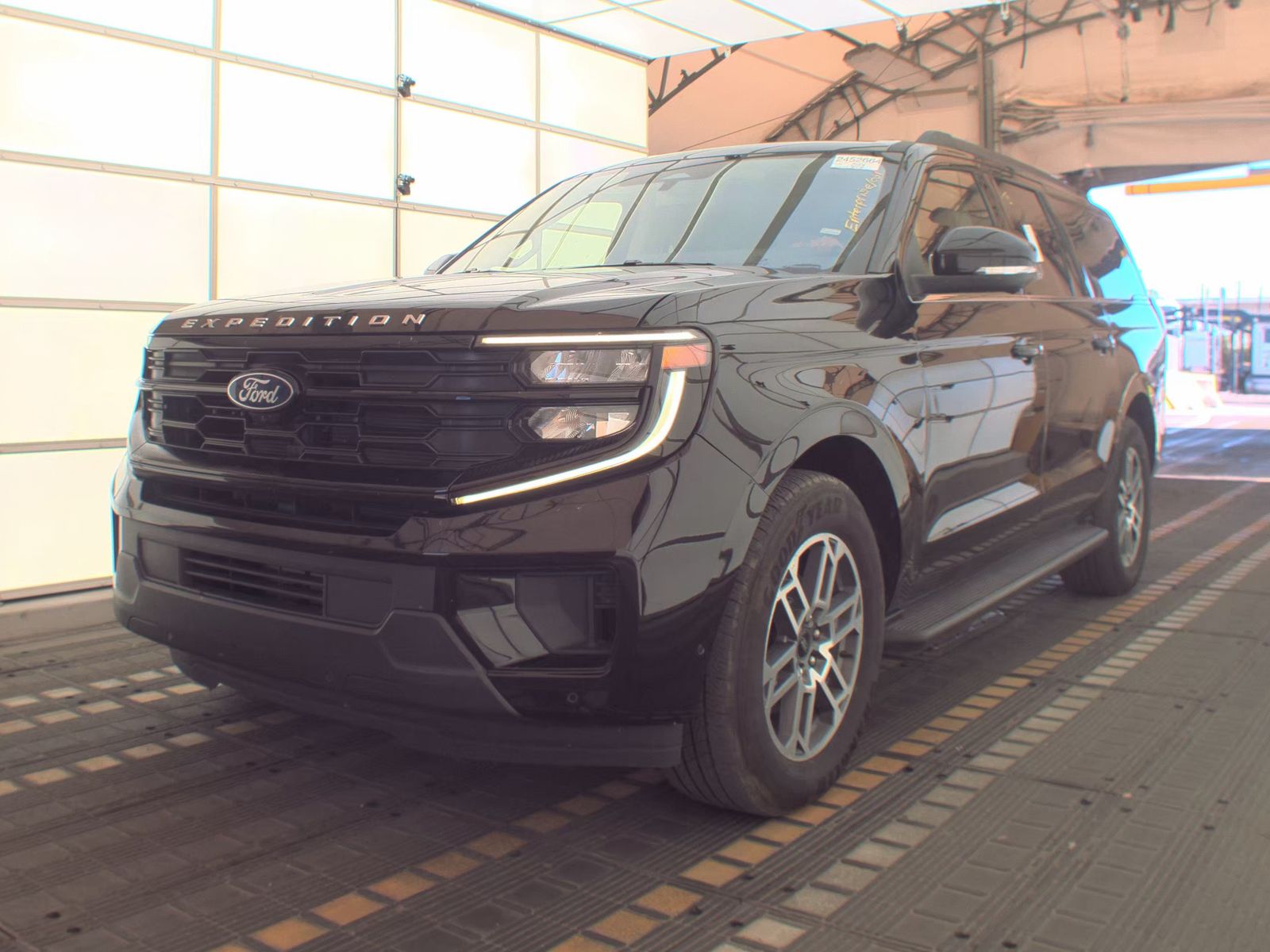 FORD EXPEDITION MAX - 1