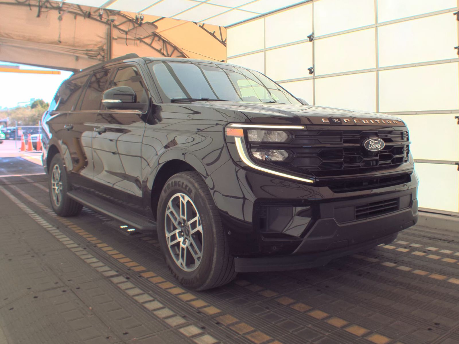 FORD EXPEDITION MAX - 5