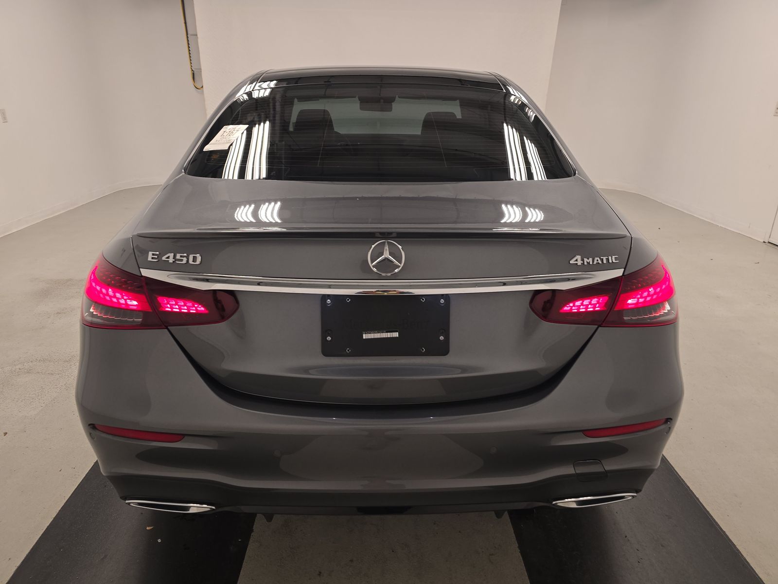 MERCEDES-BENZ E-CLASS - 6