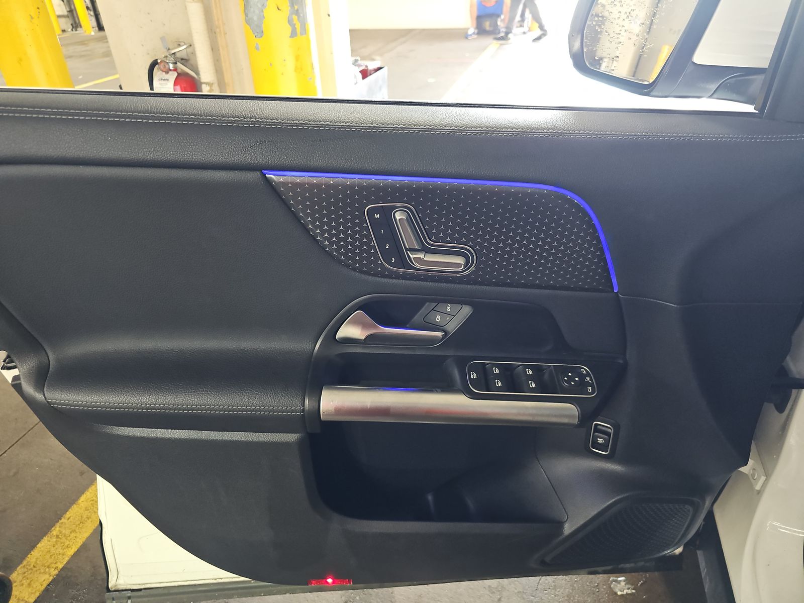 MERCEDES-BENZ GLA-CLASS - 10