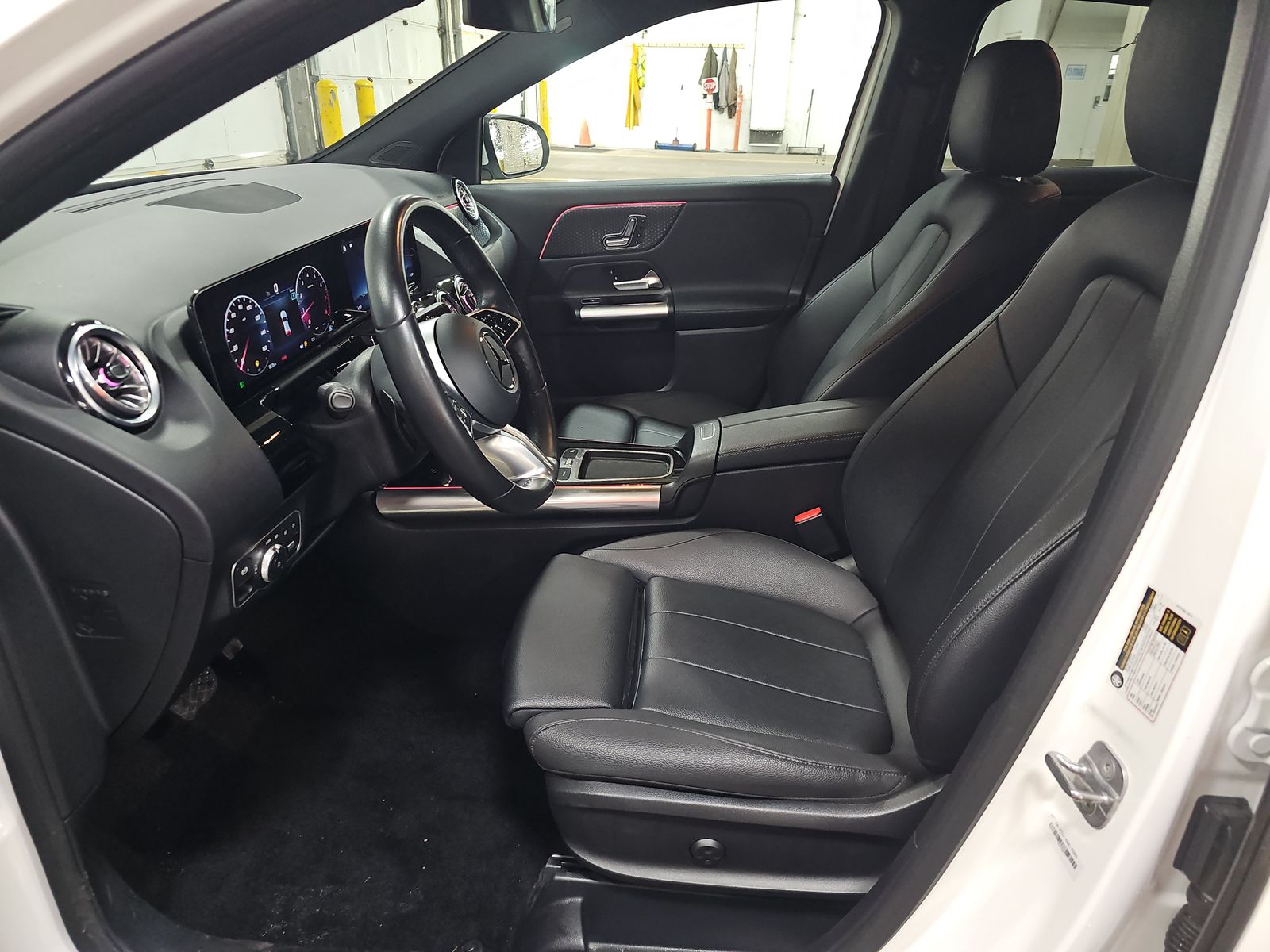 MERCEDES-BENZ GLA-CLASS - 8