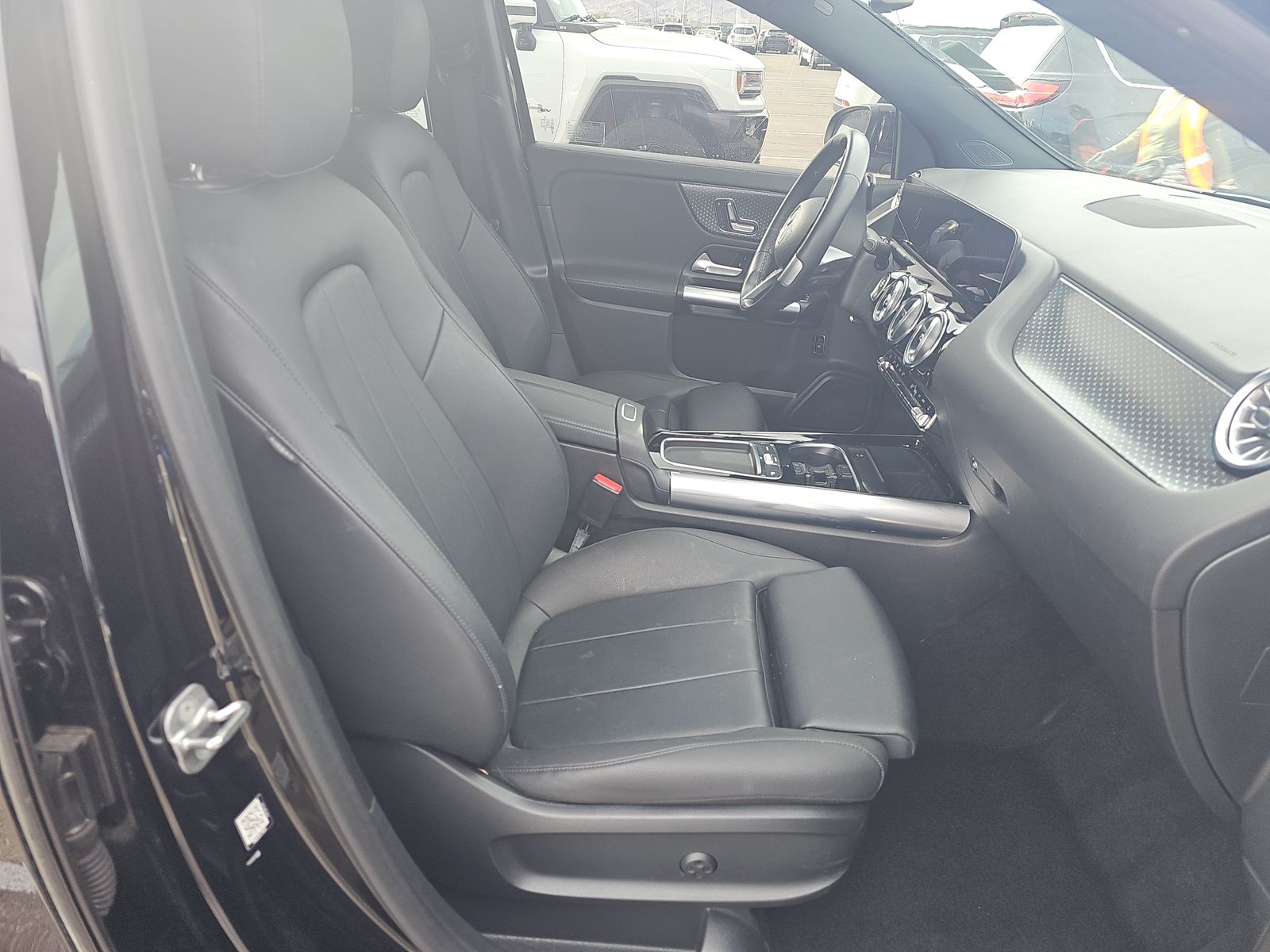 MERCEDES-BENZ GLA-CLASS - 9