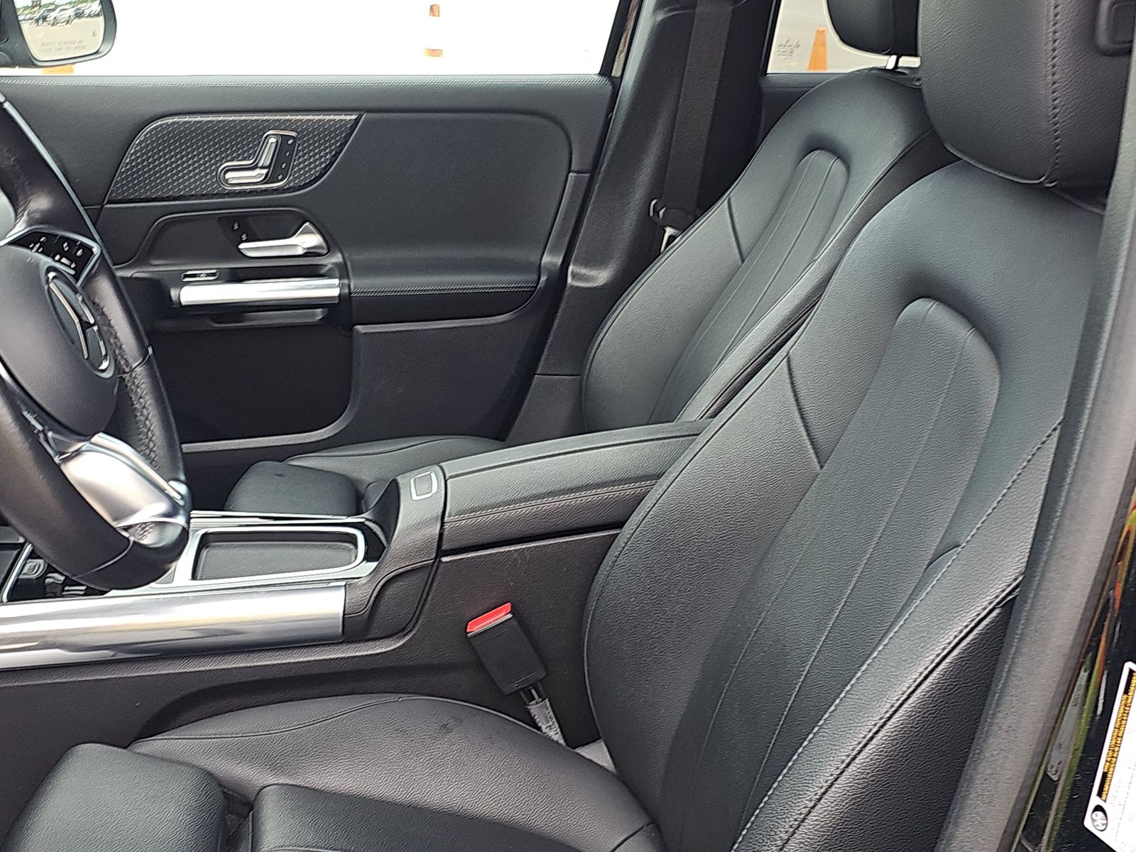 MERCEDES-BENZ GLA-CLASS - 8