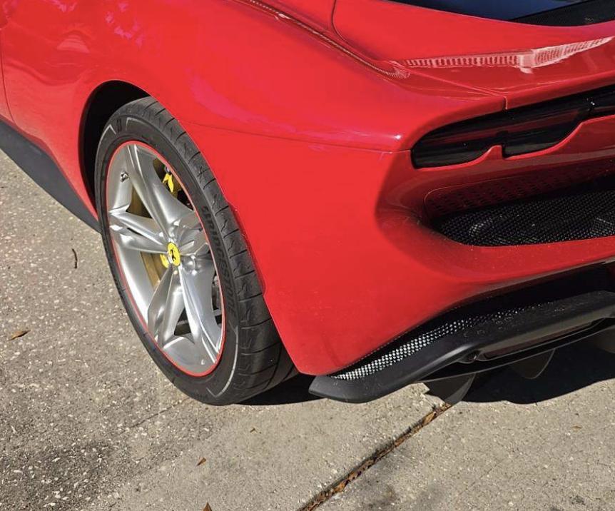 2023 Ferrari 296 GTB Base RWD