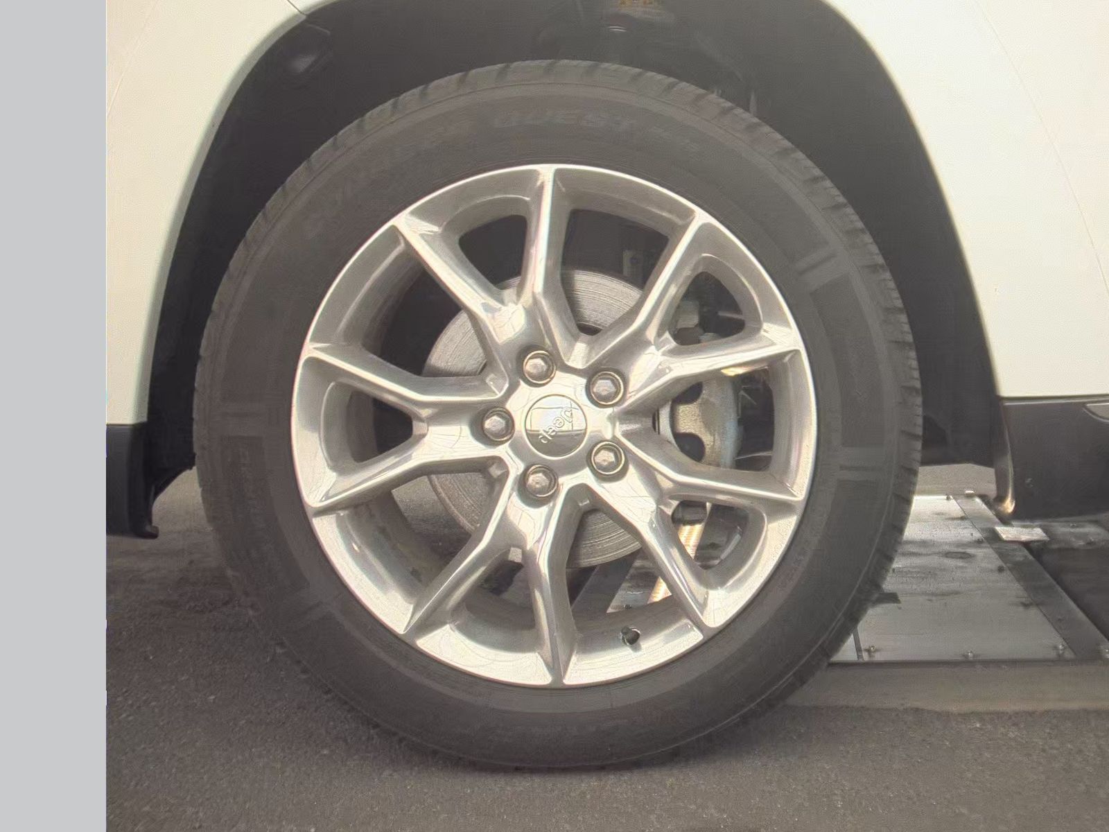 JEEP GRAND CHEROKEE - 10