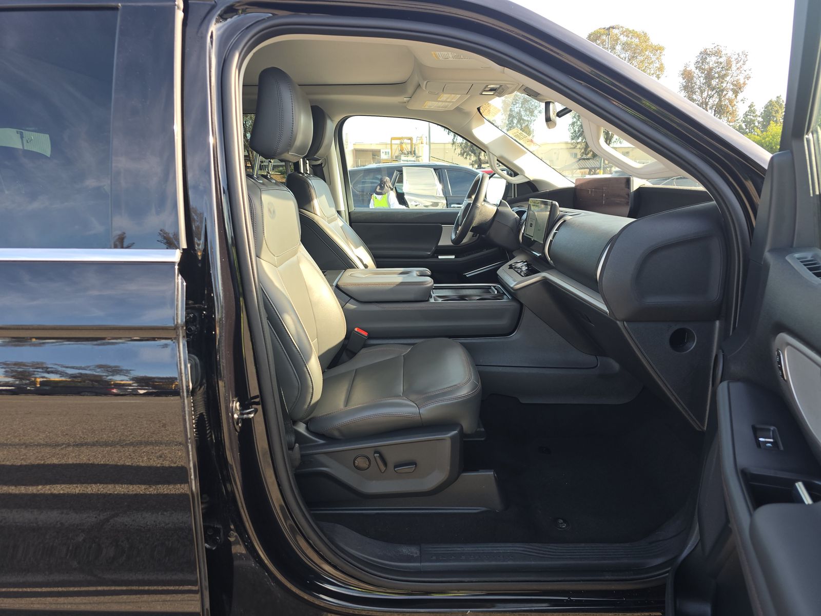 FORD EXPEDITION MAX - 9
