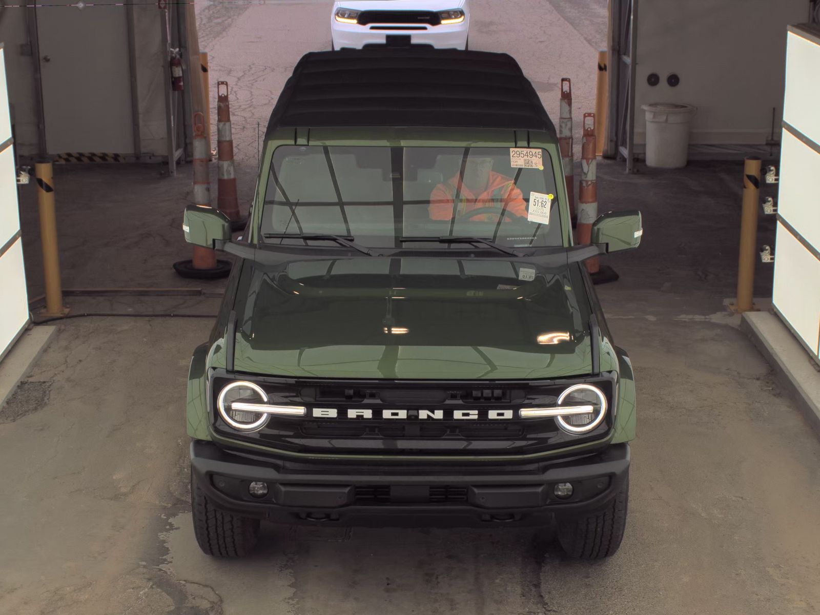 FORD BRONCO - 3