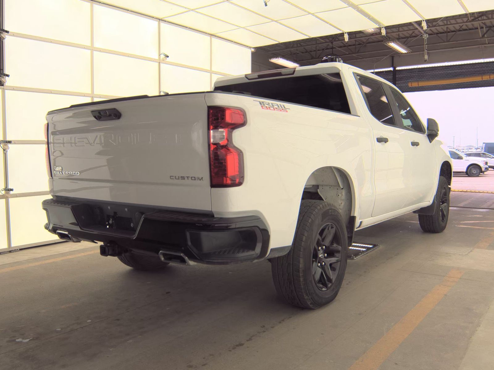 CHEVROLET SILVERADO - 6