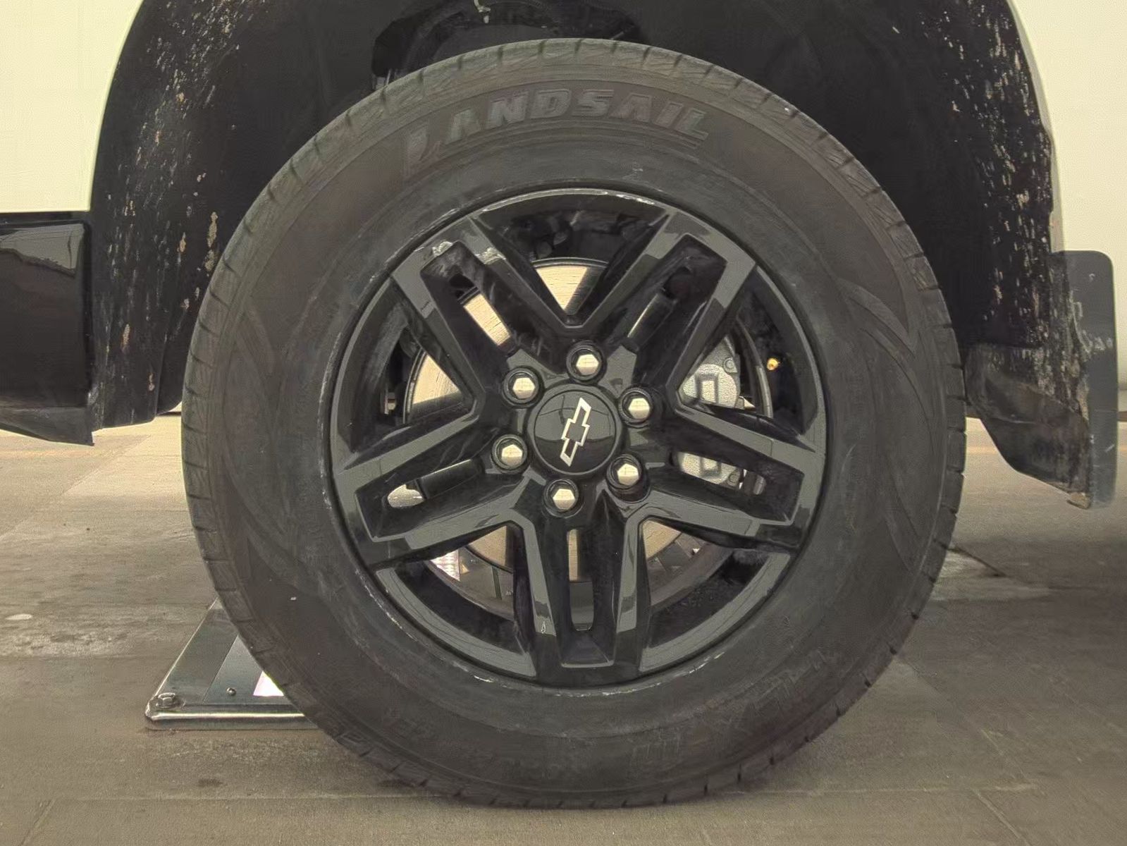 CHEVROLET SILVERADO - 10