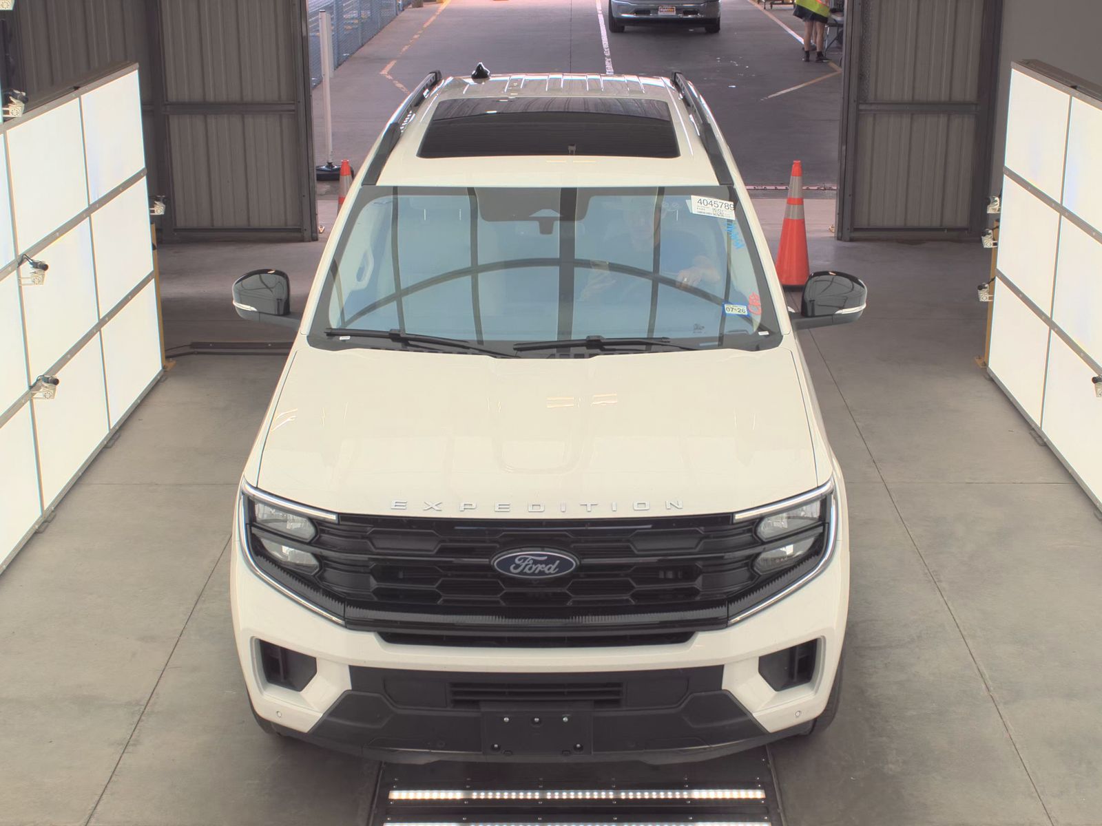 FORD EXPEDITION - 3