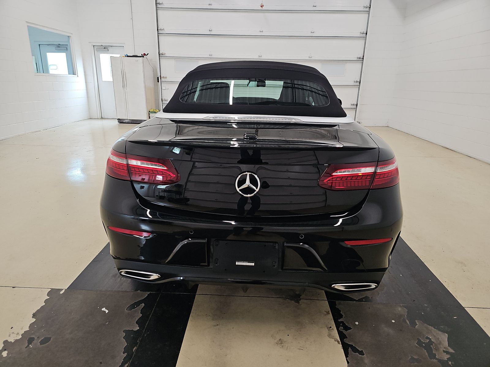 MERCEDES-BENZ E-CLASS - 6