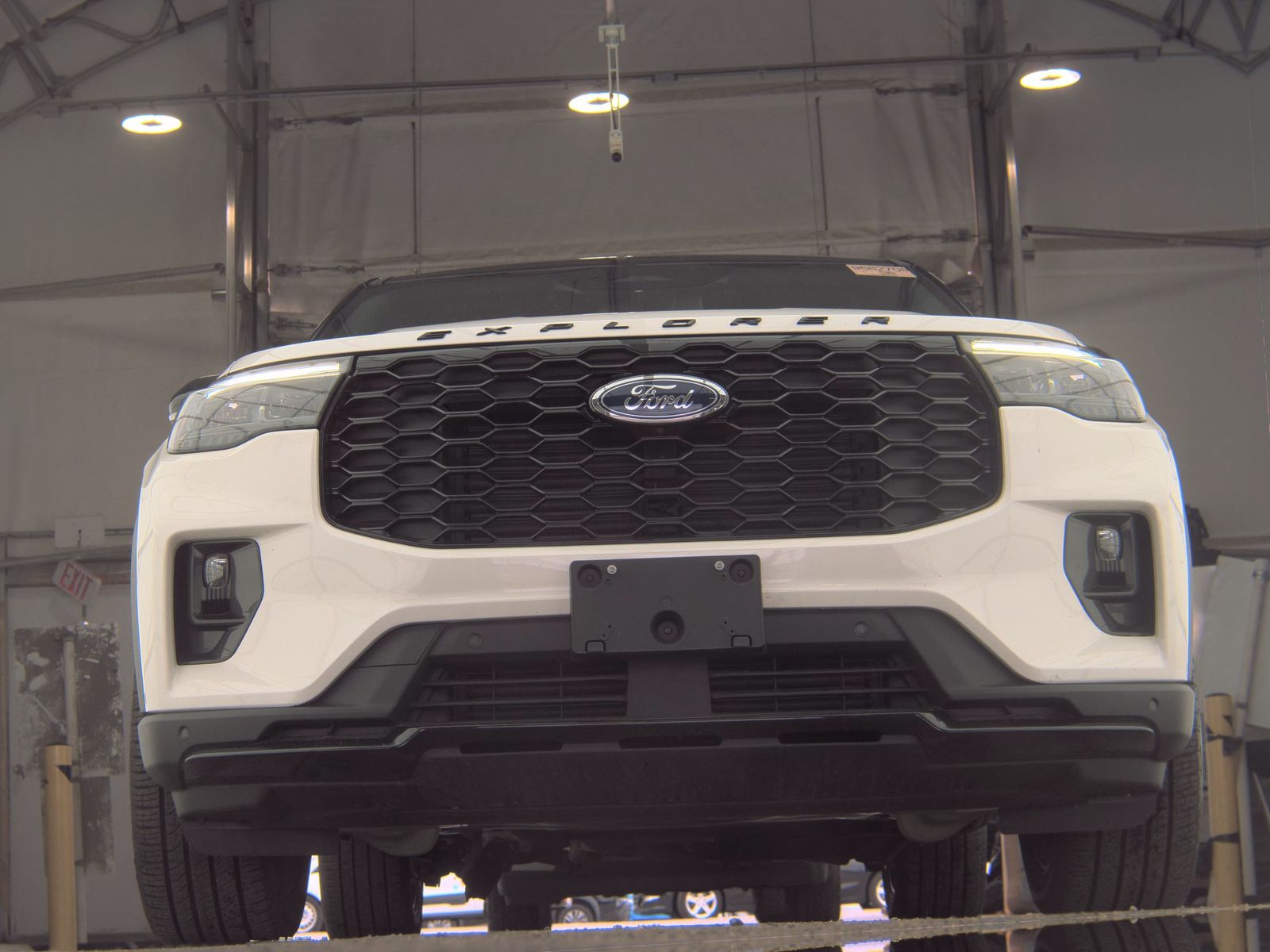 FORD EXPLORER - 4