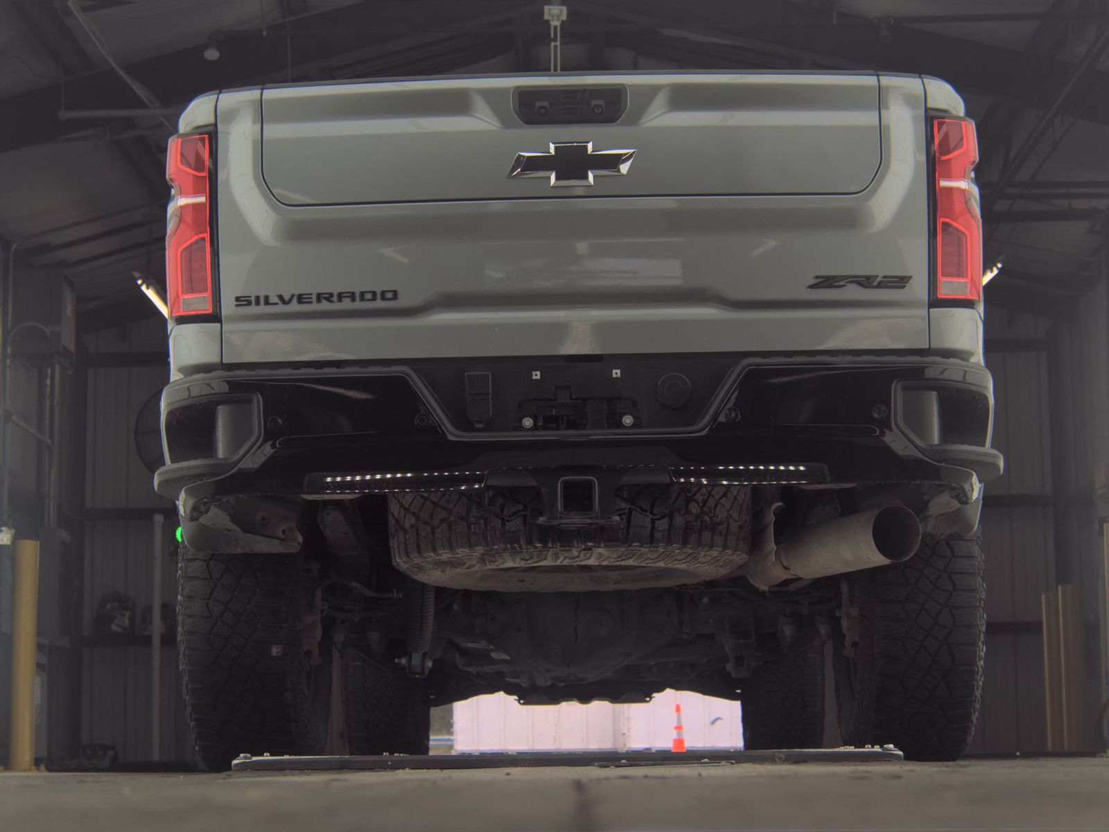 CHEVROLET SILVERADO - 8