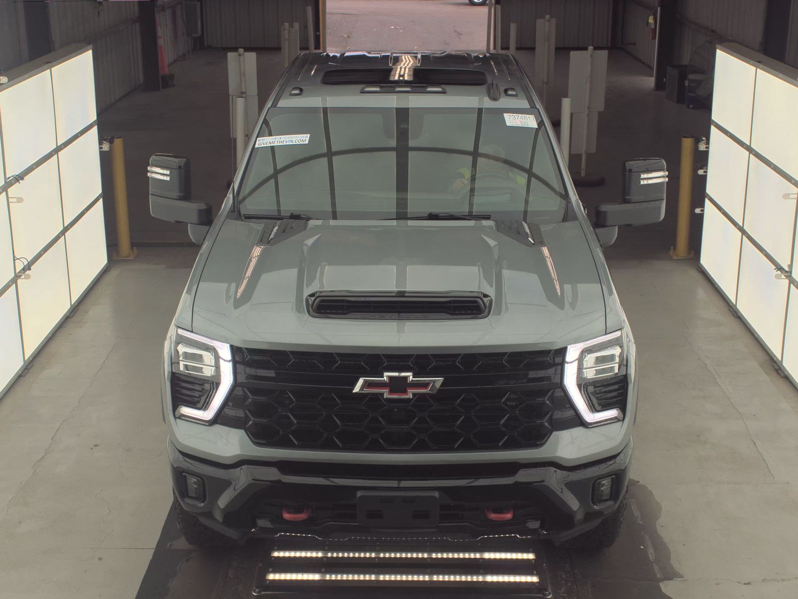 CHEVROLET SILVERADO - 3