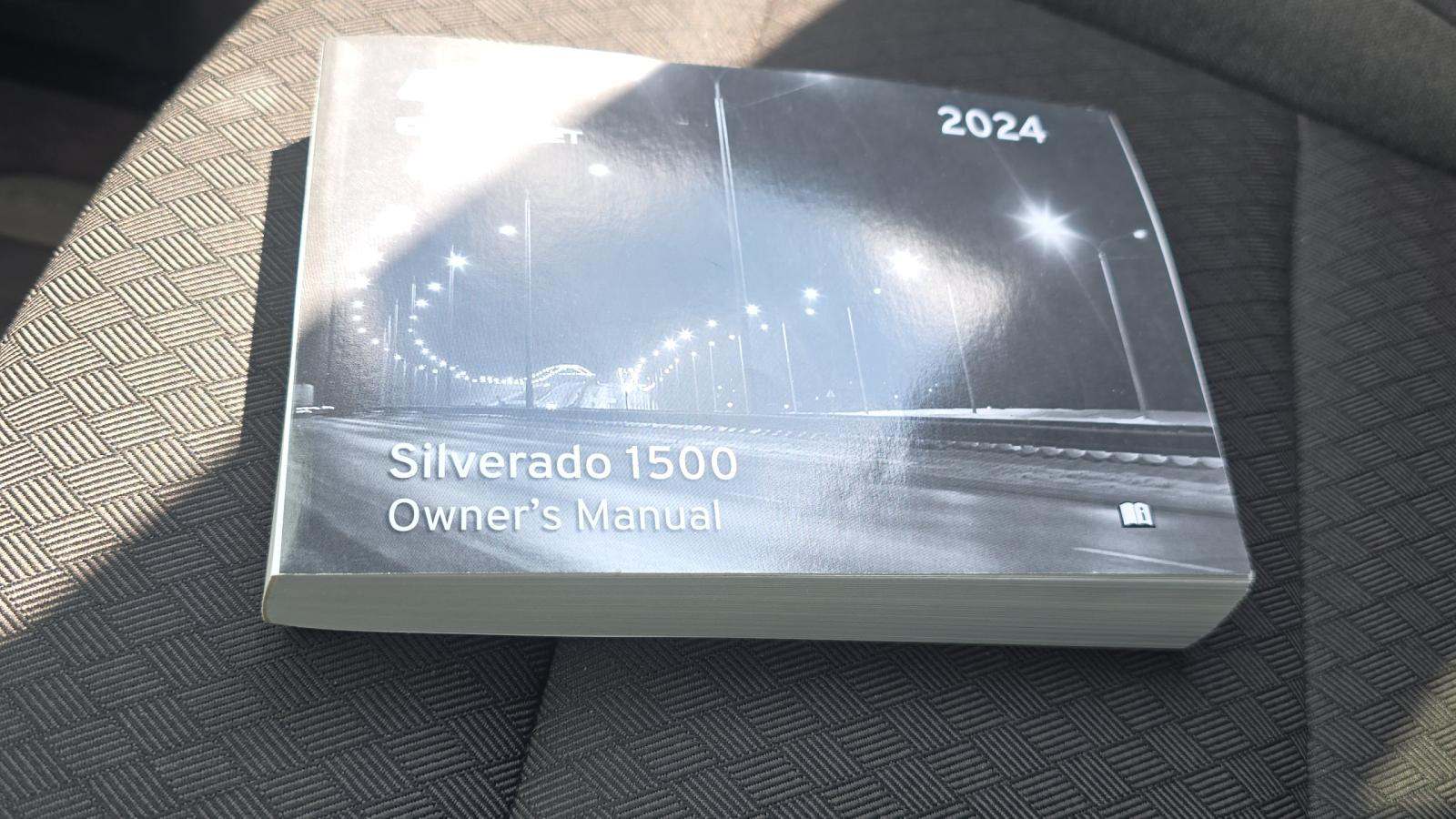 2024 Chevrolet Silverado 1500 Custom AWD
