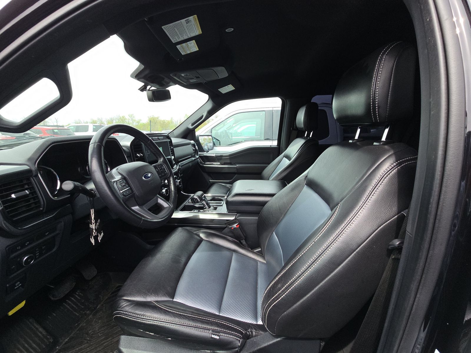 FORD F-150 - 8
