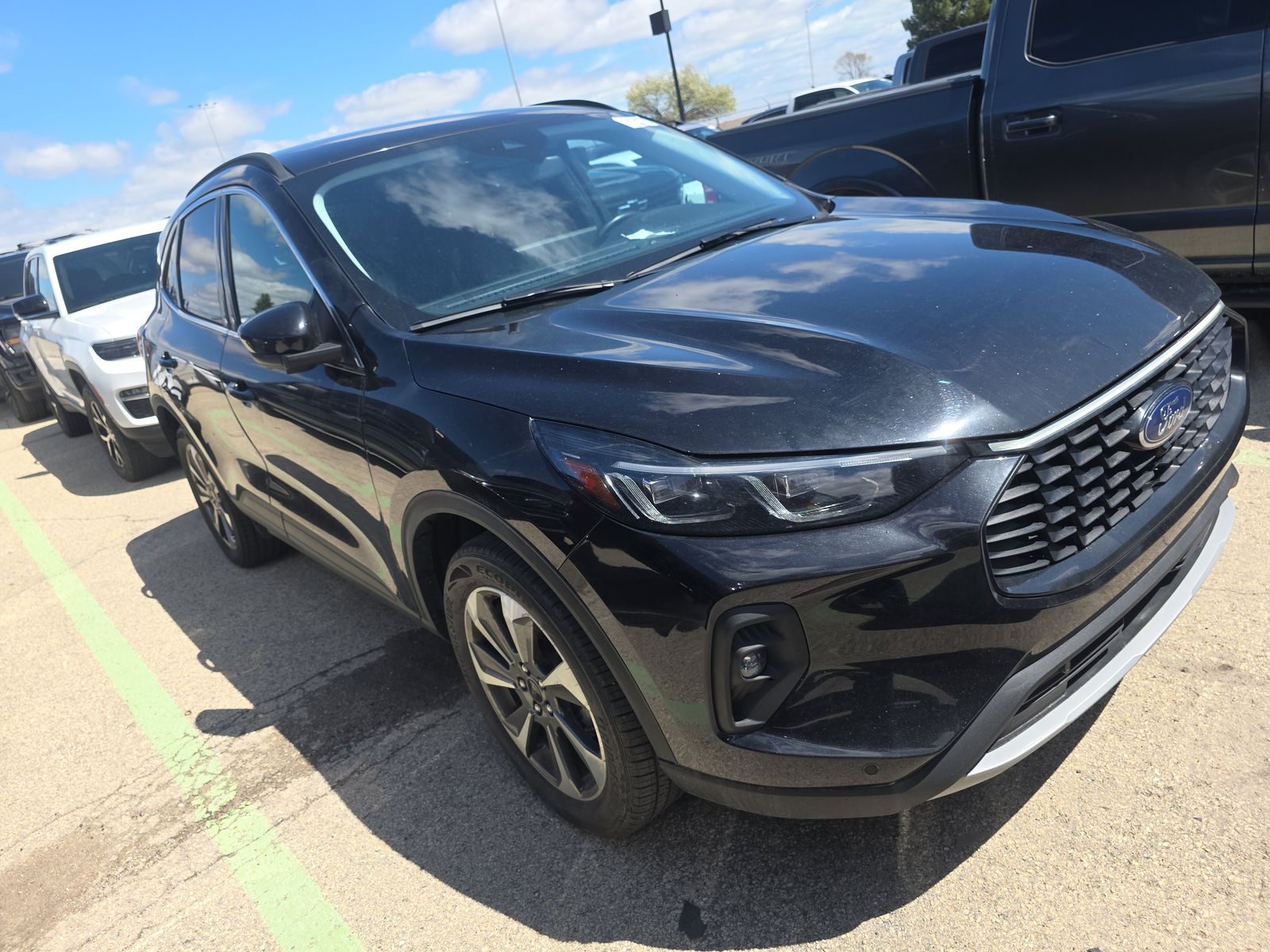 FORD ESCAPE - 4