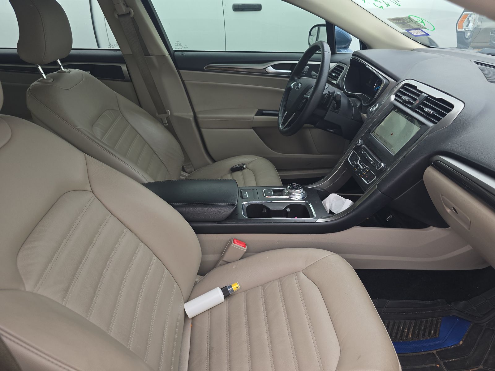 FORD FUSION - 9