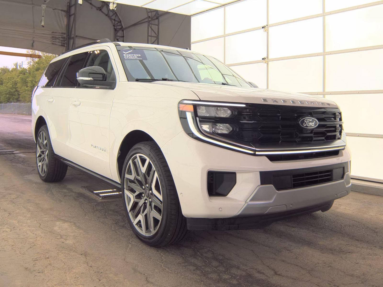 FORD EXPEDITION - 5