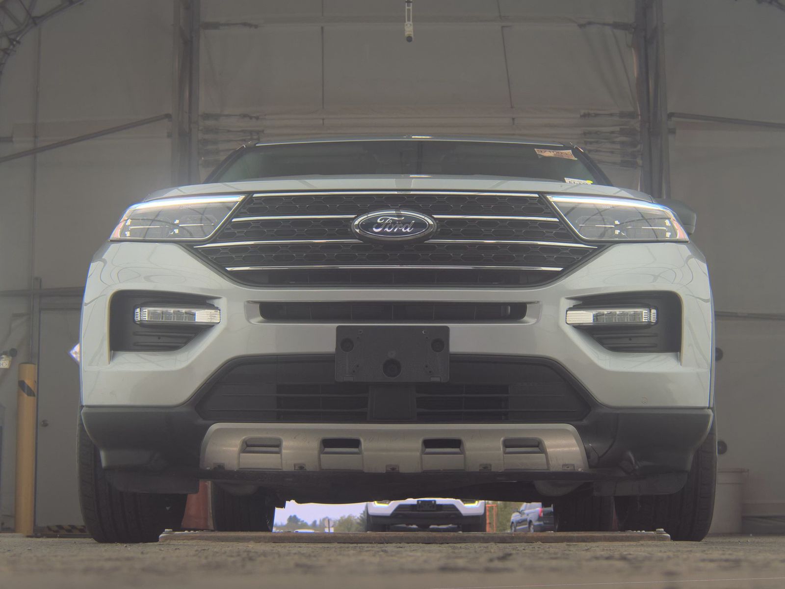 FORD EXPLORER - 4
