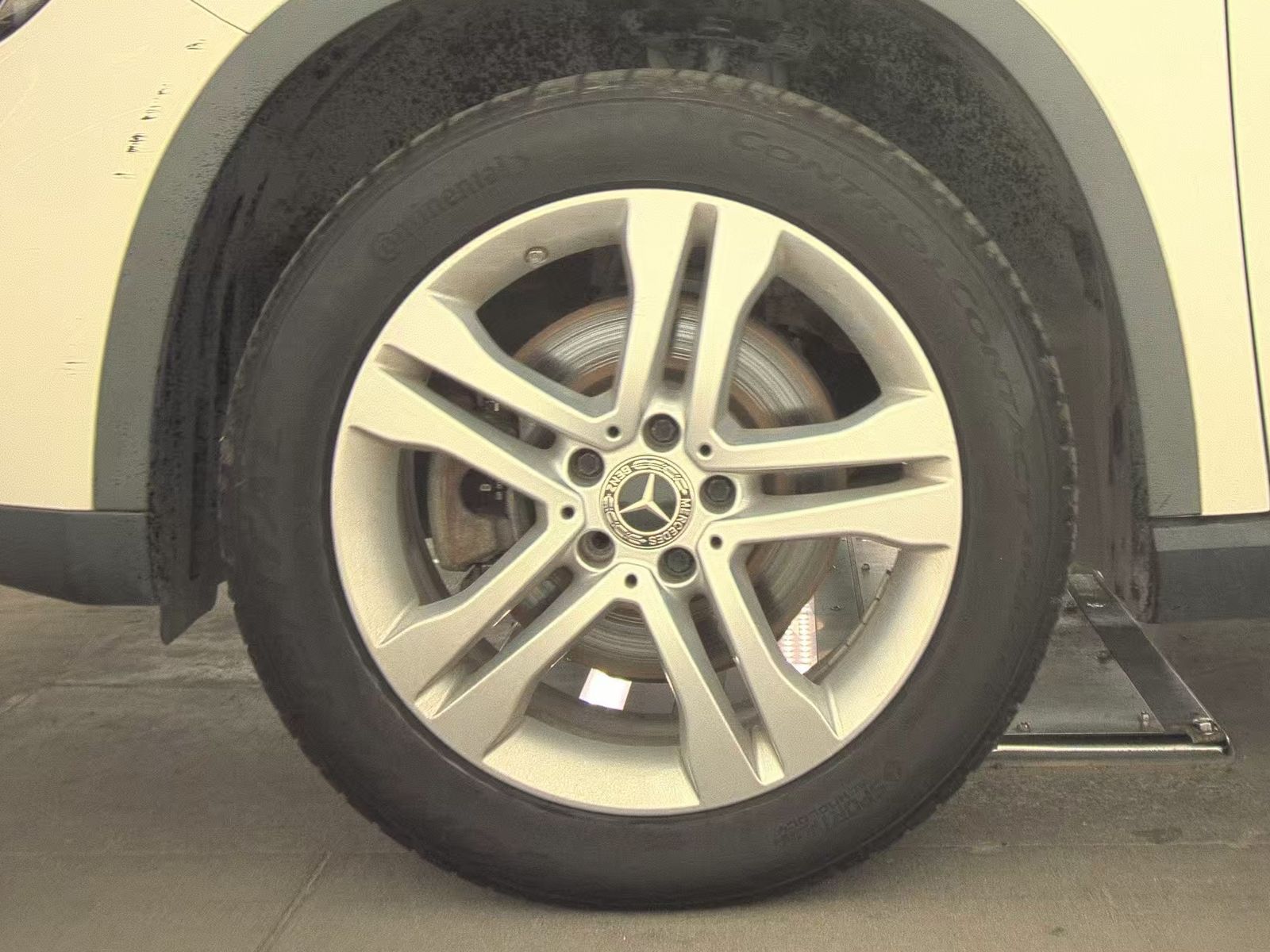 MERCEDES-BENZ GLA-CLASS - 10