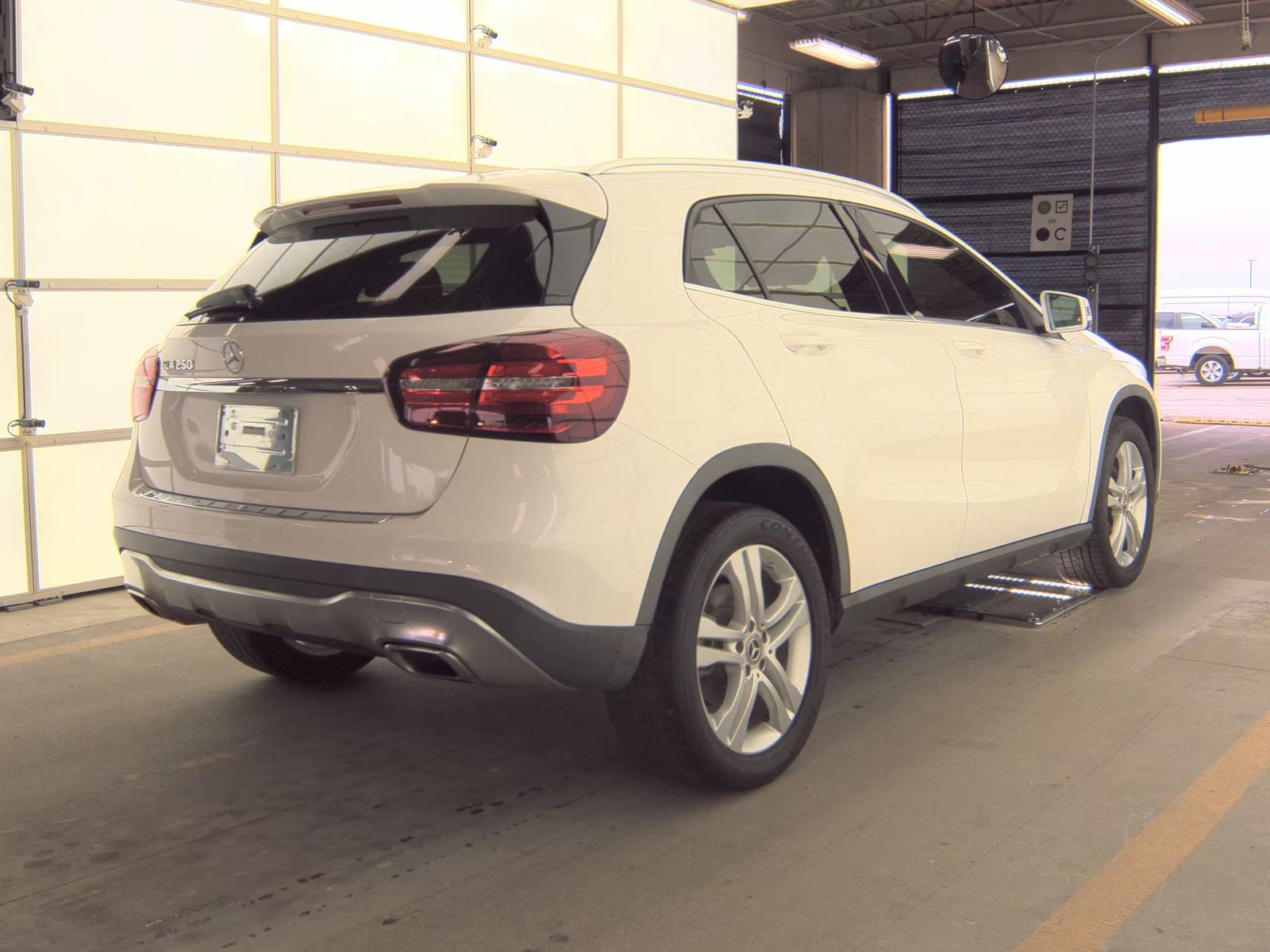 MERCEDES-BENZ GLA-CLASS - 6