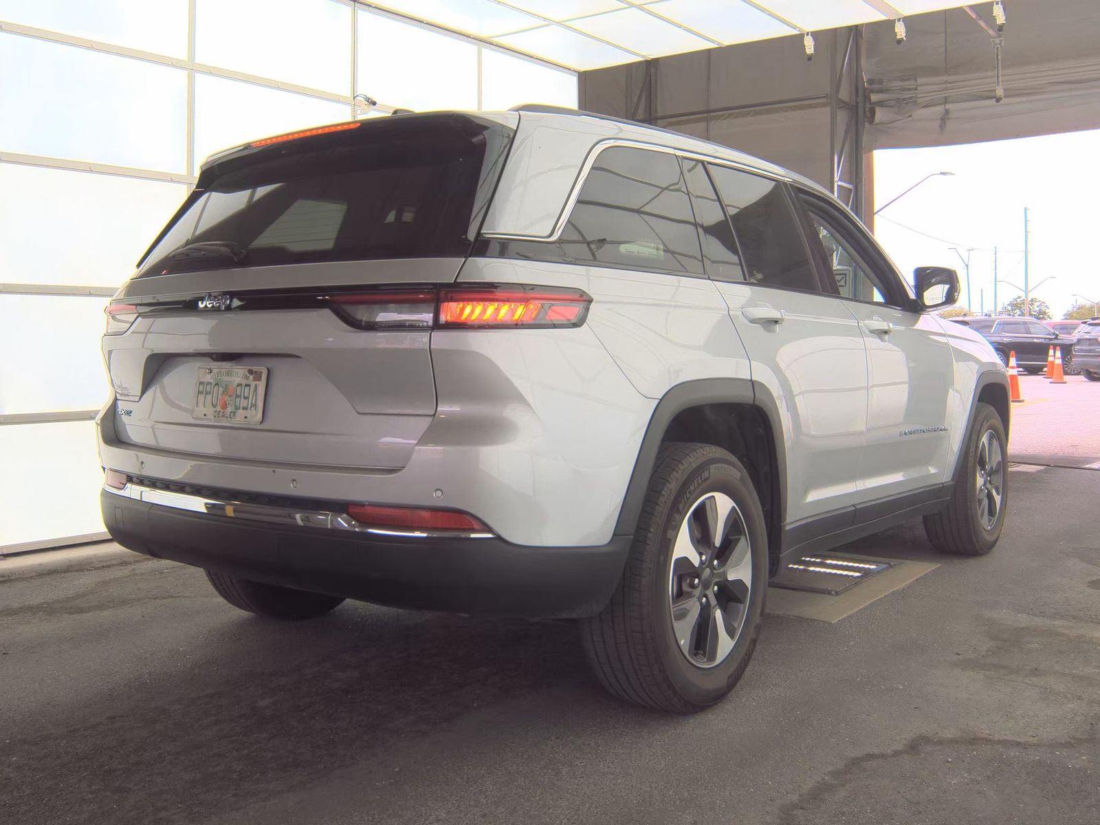 JEEP GRAND CHEROKEE - 5