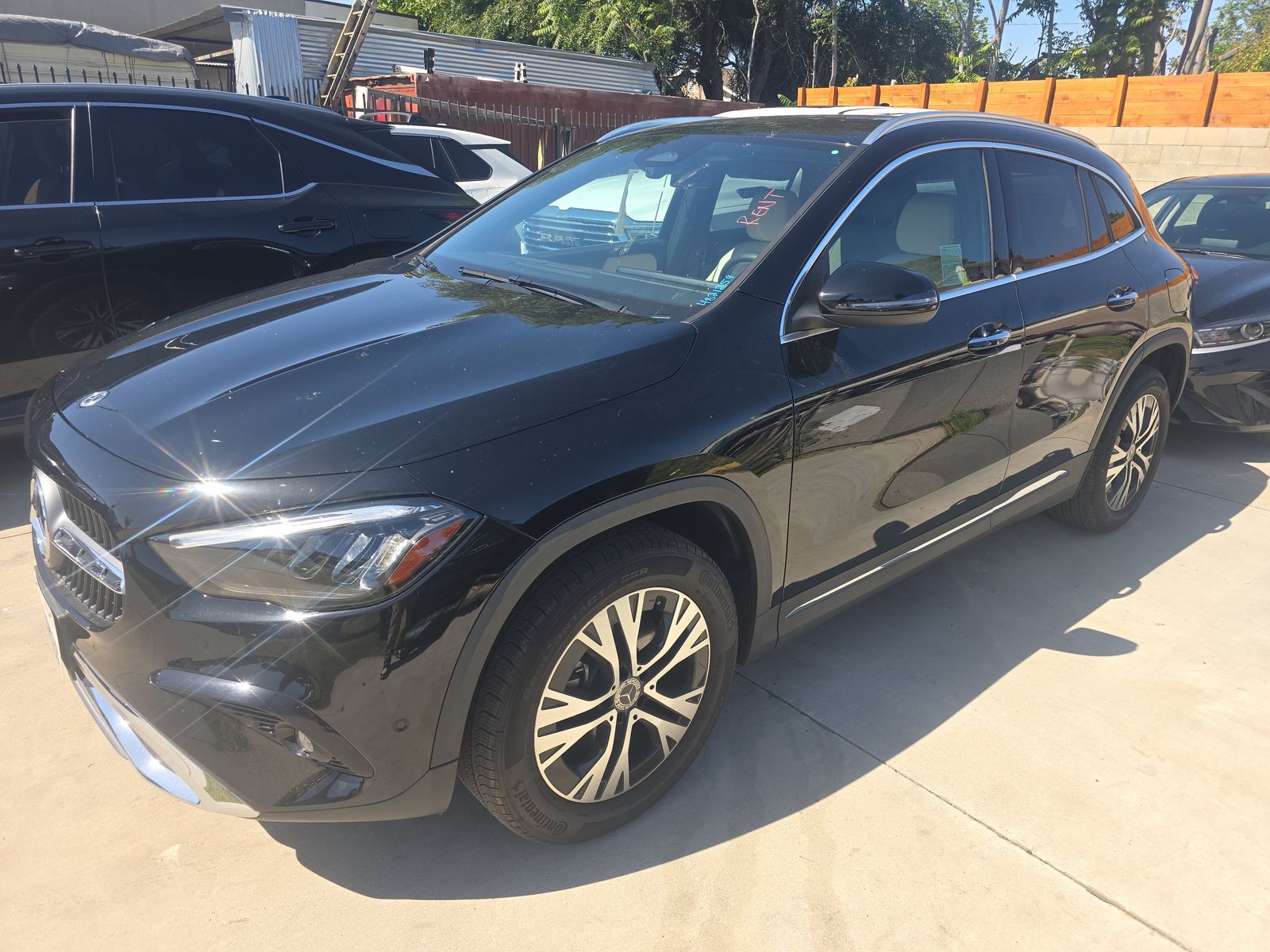 MERCEDES-BENZ GLA-CLASS - 1