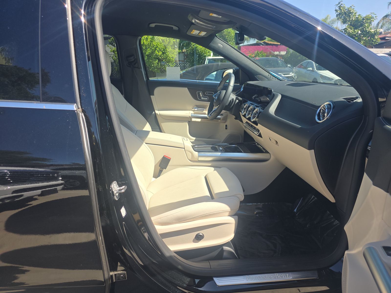 MERCEDES-BENZ GLA-CLASS - 9