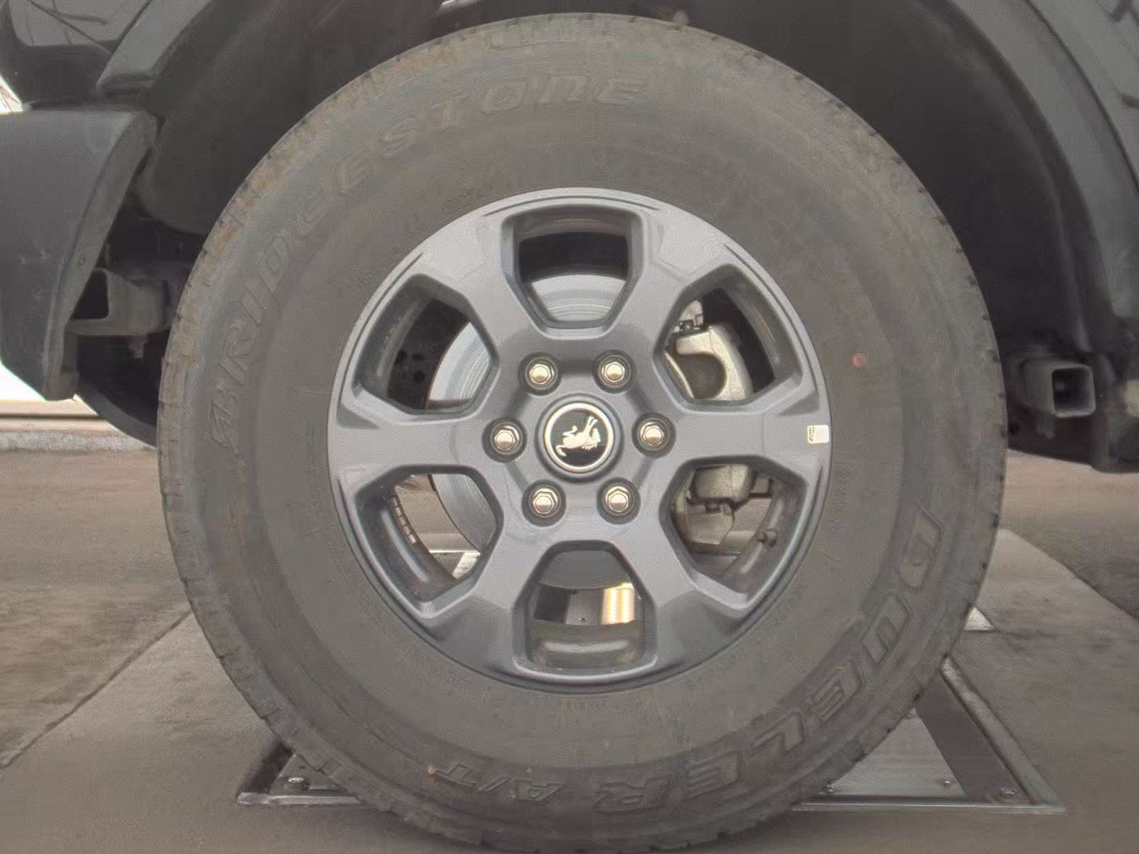 FORD BRONCO - 10