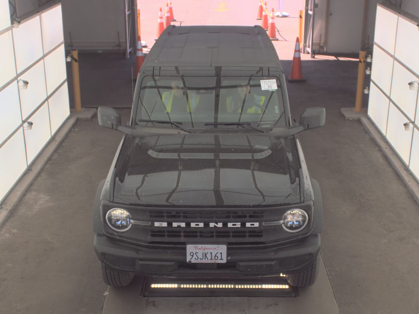 FORD BRONCO - 3