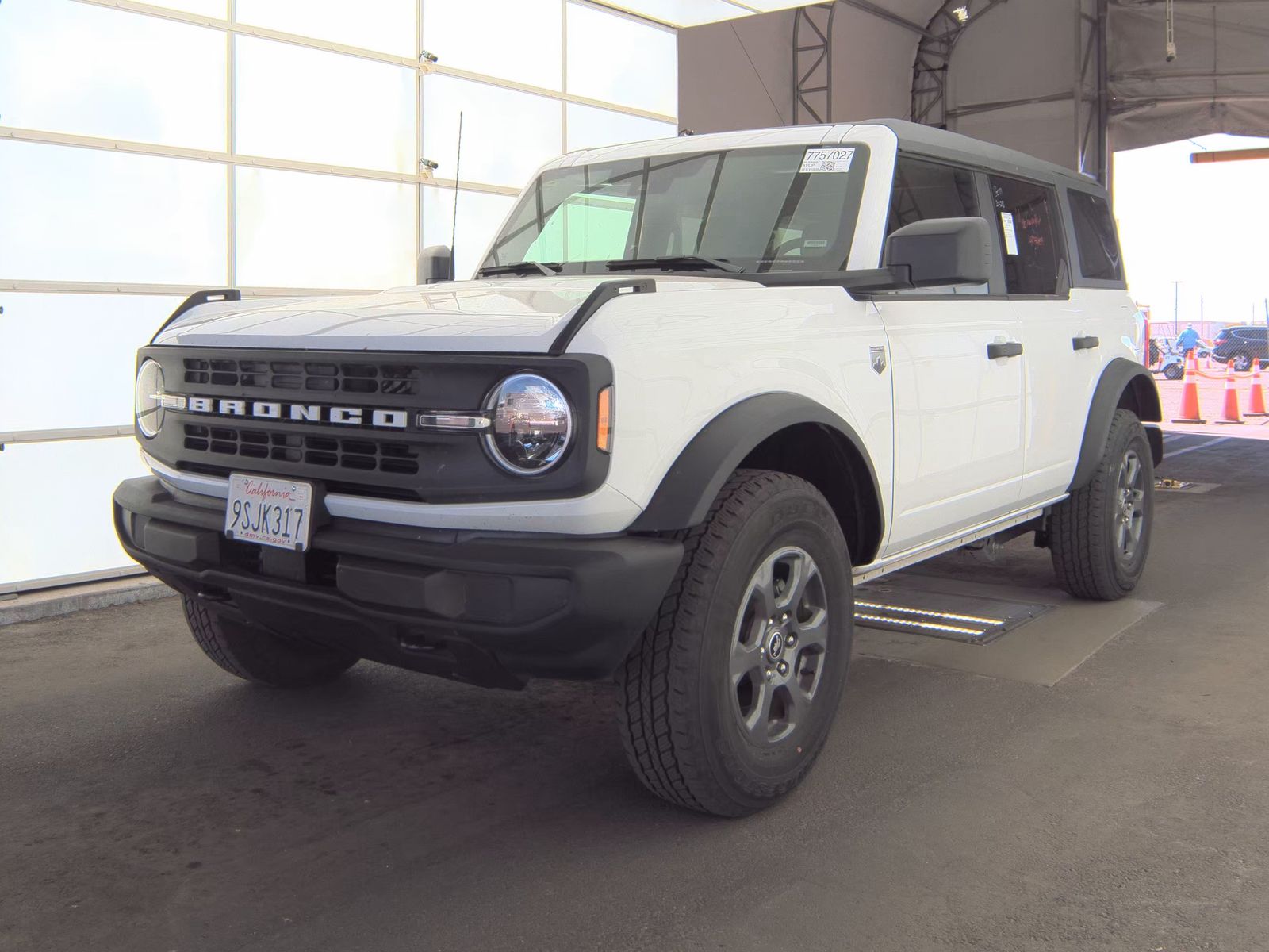 FORD BRONCO - 1
